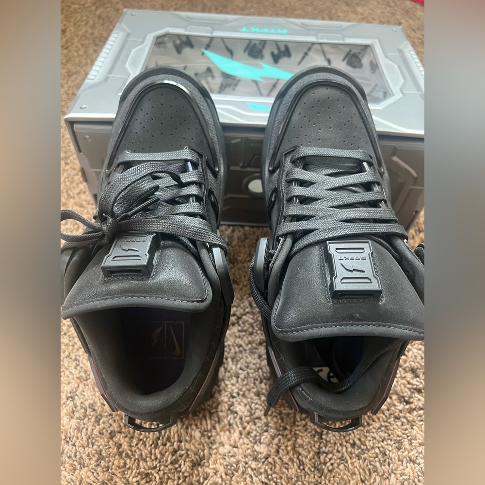 Nike Dunk Low x RTFKT - Picture 3 of 13